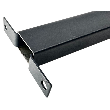 ancoraggio SMART per il tubolare orizzontale per ancorarlo poi ai pali verticali su base esistente