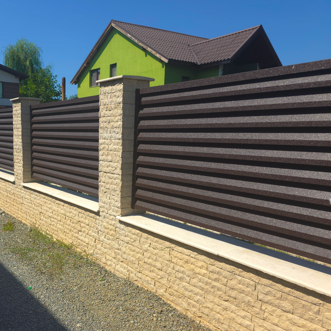 installazione di esempio pannelli frangivista per giardini esterni