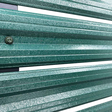 dettaglio frontale doghe orizzontali colore verde effetto pino