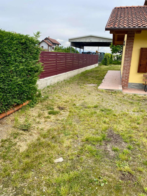 recinzione modulare installato su muretto parte frontale