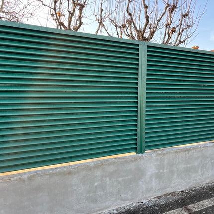 installazione pannello da recinzione frangivista colore verde