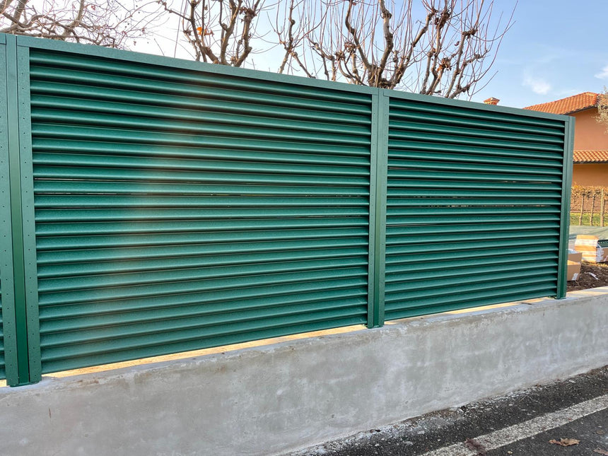 installazione pannello da recinzione frangivista colore verde