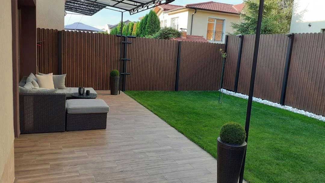 Recinzione Modulare | Steccato TISA | Mogano | Effetto Legno Doppio | IN ACCIAIO ZINCATO