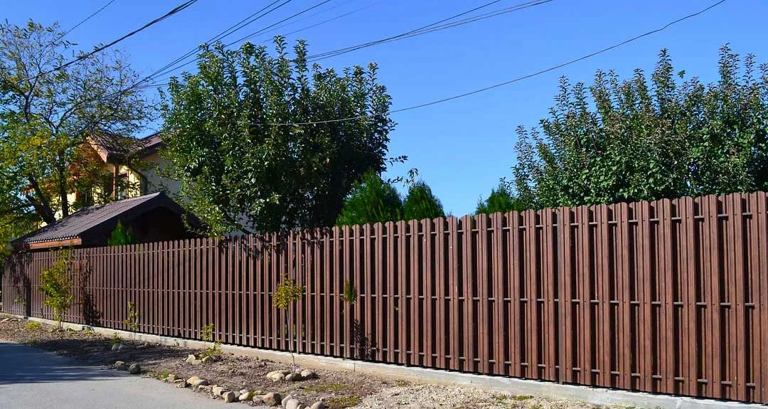 Recinzione Modulare | Steccato TISA | Mogano | Effetto Legno Doppio | IN ACCIAIO ZINCATO